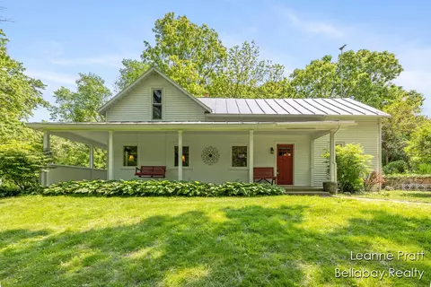 13814 28th, Lowell, MI 49331