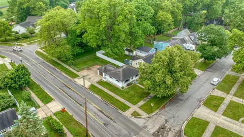 View/Area - 801 Briarcliff, Jackson, MI 49203 photo 5 of 8