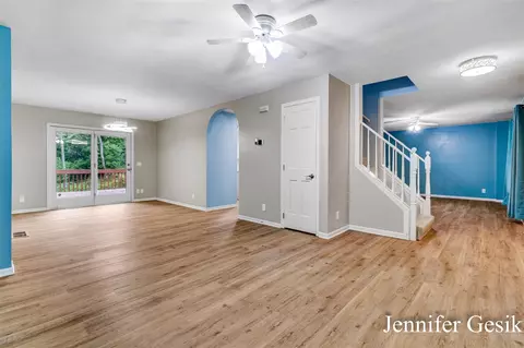 8978 Ingalls, Belding, MI 48809 photo 4