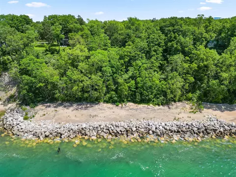 2719 Lake Shr, Saint Joseph, MI 49085