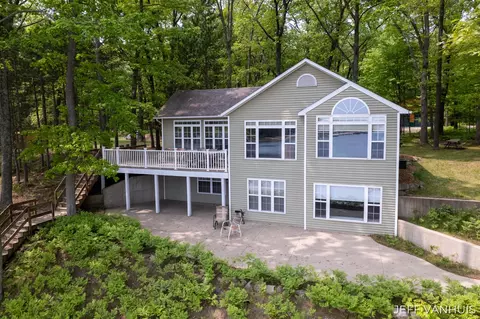 15021 S Star Lk, Baldwin, MI 49304