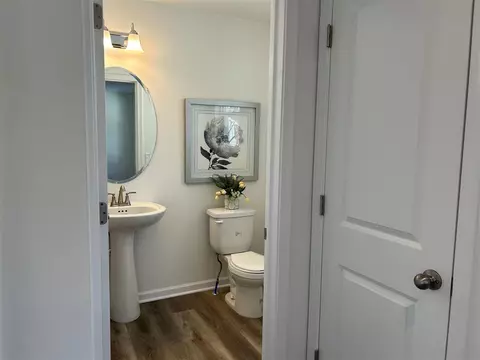 Entry Way - 606 Clinton, Marshall, MI 49068 photo 1 of 2