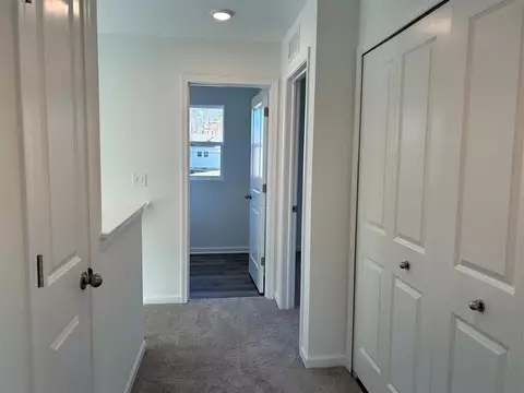 Entry Way - 606 Clinton, Marshall, MI 49068 photo 2 of 2