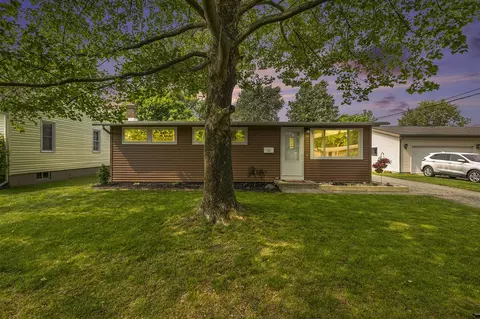 131 Highland, Rockford, MI 49341