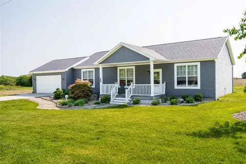 30877 County Road 687, Bangor, MI 49013