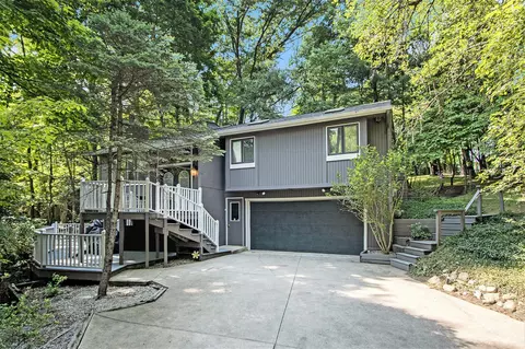 2730 Kensington, Kalamazoo, MI 49008