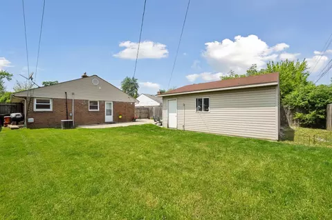 Exterior - 18711 Koester, Riverview, MI 48193 photo 3 of 6