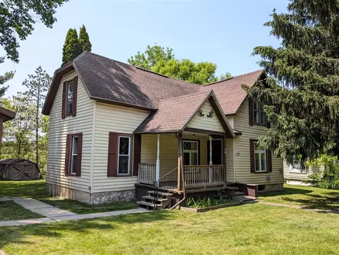 112 Howard, Gobles, MI 49055