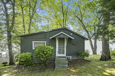 236 Tuttle Park, Sherwood, MI 49089