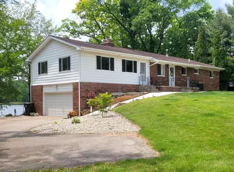 306 E Rdg, Brooklyn, MI 49230