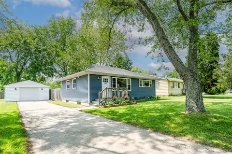 2452 Stratton, Benton Harbor, MI 49022