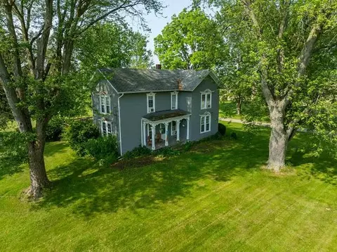 888 E Saint Joe, Grand Ledge, MI 48837