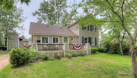 424 Elkenburg, South Haven, MI 49090