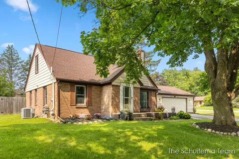 4865 Aylesworth, Grand Rapids, MI 49546