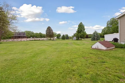 Exterior - 2825 N Croswell, Ithaca, MI 48847 photo 5 of 5