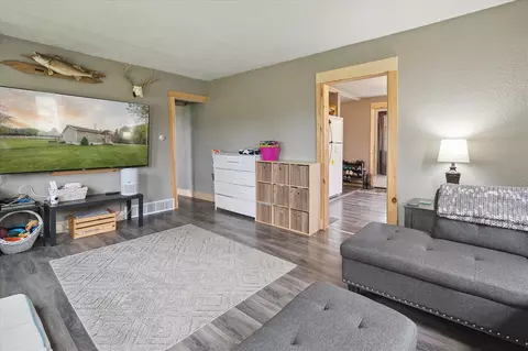 Living - 2825 N Croswell, Ithaca, MI 48847 photo 1 of 1
