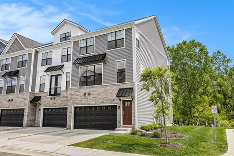 2990 Stoke, Ann Arbor, MI 48105