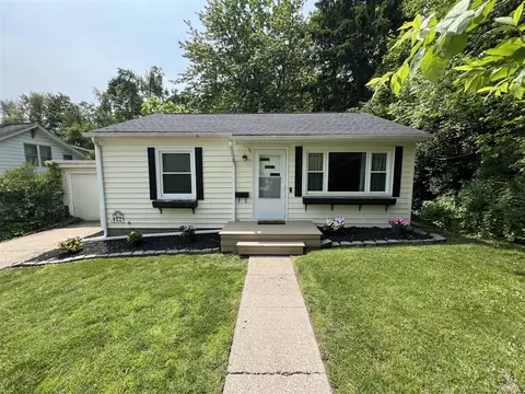 133 Inkster, Kalamazoo, MI 49001