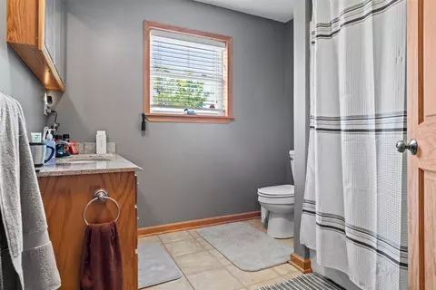 Bath - 1687 Dimmers, Reading, MI 49274 photo 4 of 4