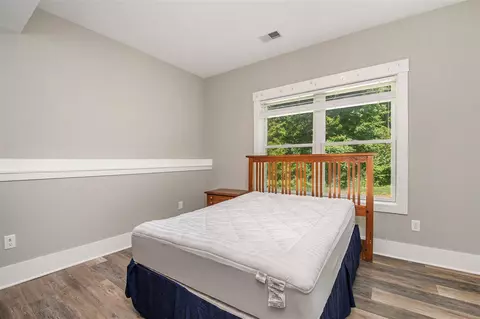 Bedroom - 4087 Ronalds, Dorr, MI 49323 photo 6 of 9