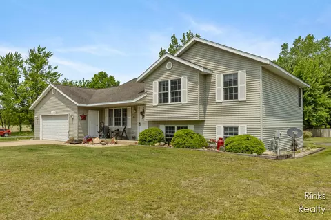 11185 Stanton, West Olive, MI 49460