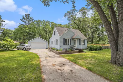 1512 Holton, Muskegon, MI 49445