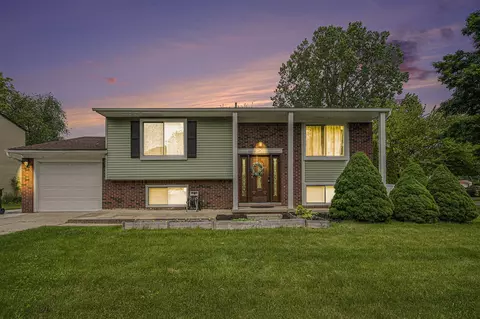 8599 Buckingham, Ypsilanti, MI 48198