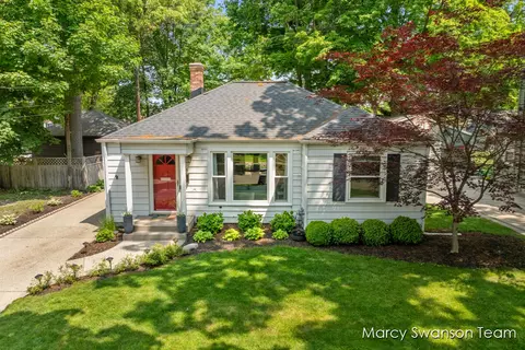 815 Reynard, Grand Rapids, MI 49507