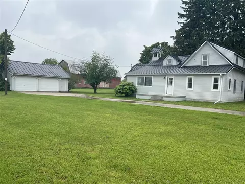855 E Hansen, Scottville, MI 49454