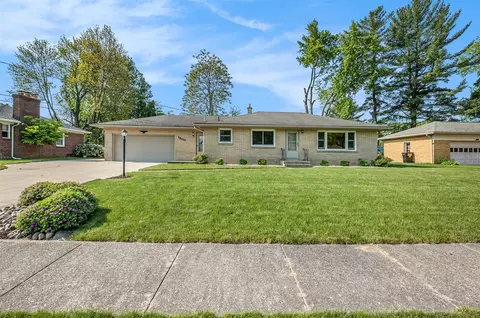 1500 Pickett, Kentwood, MI 49508