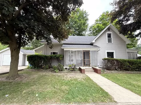 24 S Main, Quincy, MI 49082