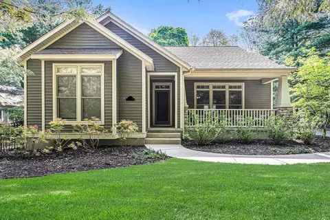 99 Ferry, Douglas, MI 49406