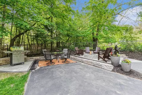 99 Ferry, Douglas, MI 49406 photo 41