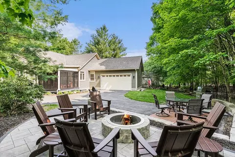 99 Ferry, Douglas, MI 49406 photo 42