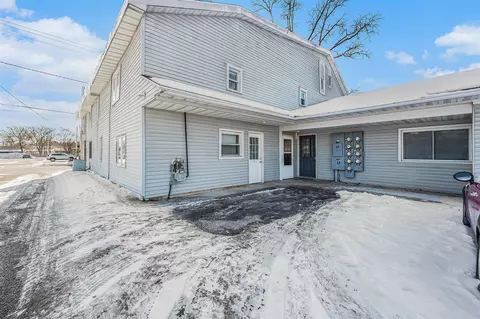 Exterior - 707 Maple, Big Rapids, MI 49307 photo 5 of 5