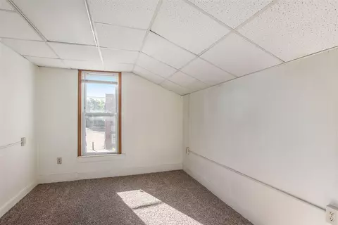 Bedroom - 707 Maple, Big Rapids, MI 49307 photo 3 of 18