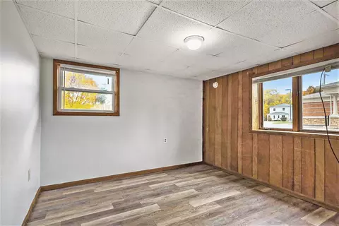 Bedroom - 707 Maple, Big Rapids, MI 49307 photo 14 of 18