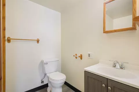 Bath - 707 Maple, Big Rapids, MI 49307 photo 5 of 12