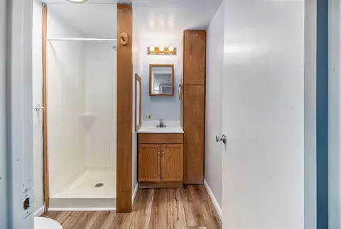 Bath - 707 Maple, Big Rapids, MI 49307 photo 1 of 12