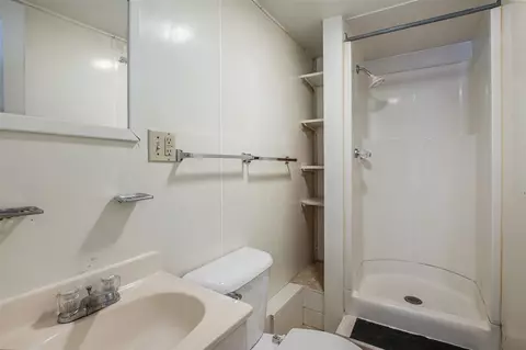 Bath - 707 Maple, Big Rapids, MI 49307 photo 12 of 12