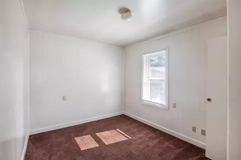 Bedroom - 707 Maple, Big Rapids, MI 49307 photo 17 of 18