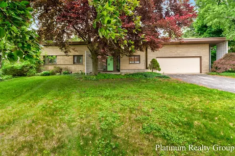 4199 Highland, Fremont, MI 49412