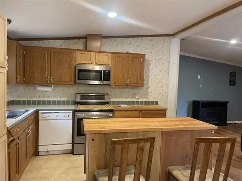850 Maynard, Jackson, MI 49202 photo 4