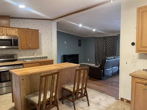 850 Maynard, Jackson, MI 49202 photo 3