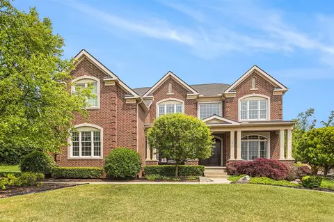 50332 Briar Rdg, Northville, MI 48168