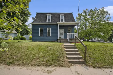 752 College, Grand Rapids, MI 49503