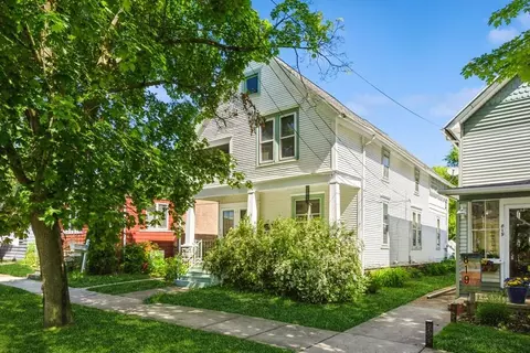 817 Harrison, Saint Joseph, MI 49085