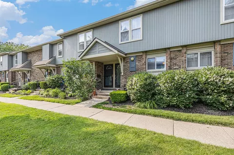 249 N Maple, Saline, MI 48176 photo 4