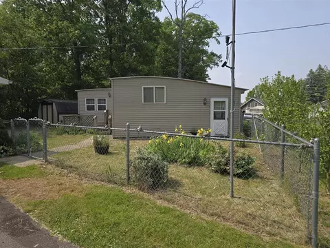 6876 Rowley, Osseo, MI 49266 photo 4