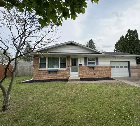 911 Oakwood, Sturgis, MI 49091
